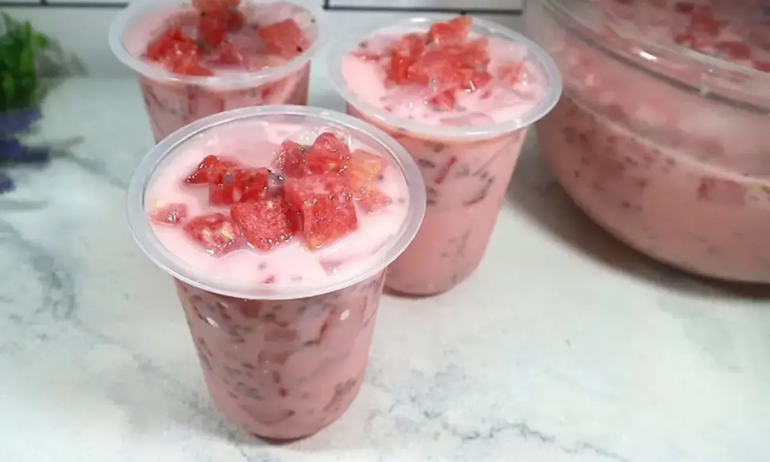 Resep Es Semangka Susu Yang Manis, Segar, Dan Pas Buat Cuaca Panas