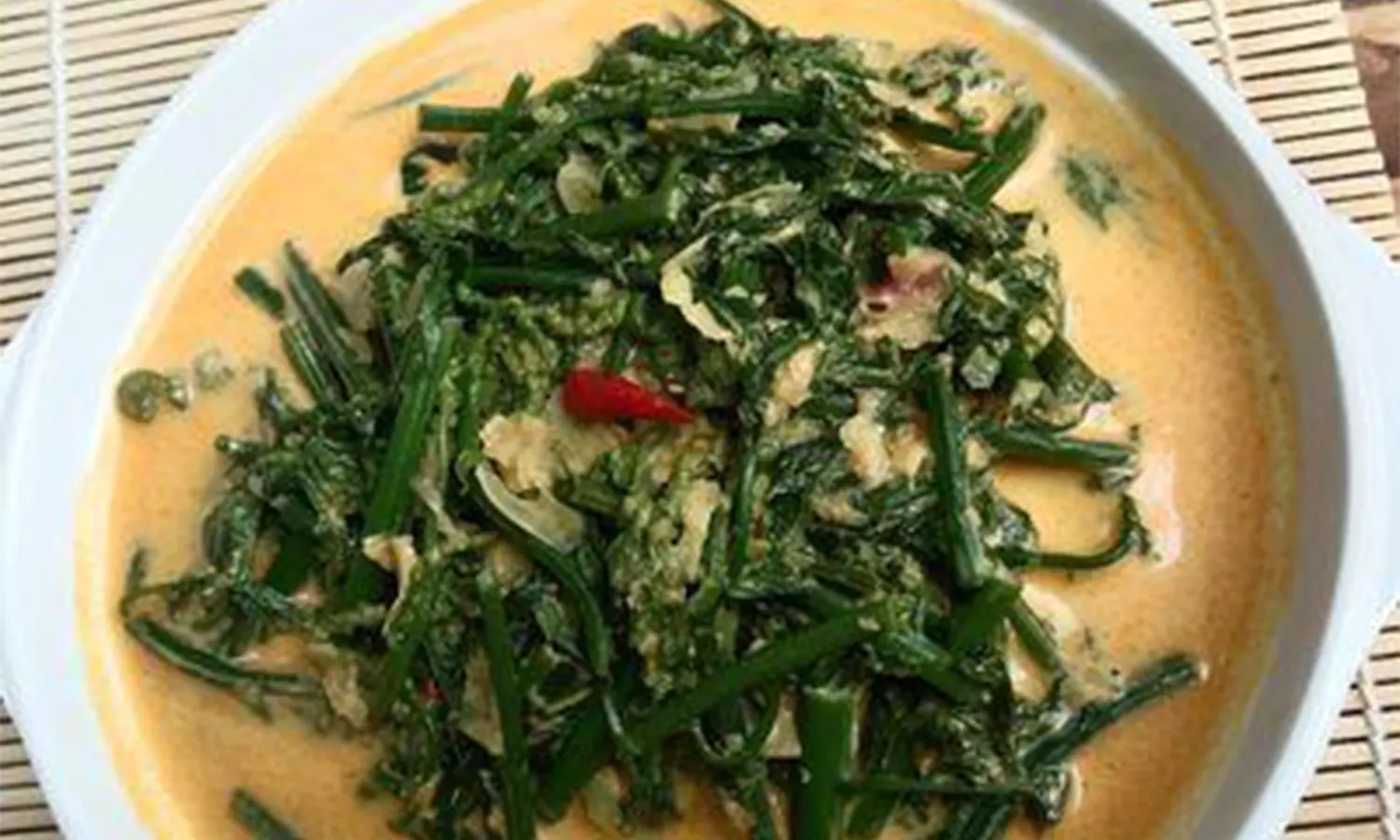 Resep Sayur Pakis Santan, Gurih Dan Lezat Untuk Menu Rumahan